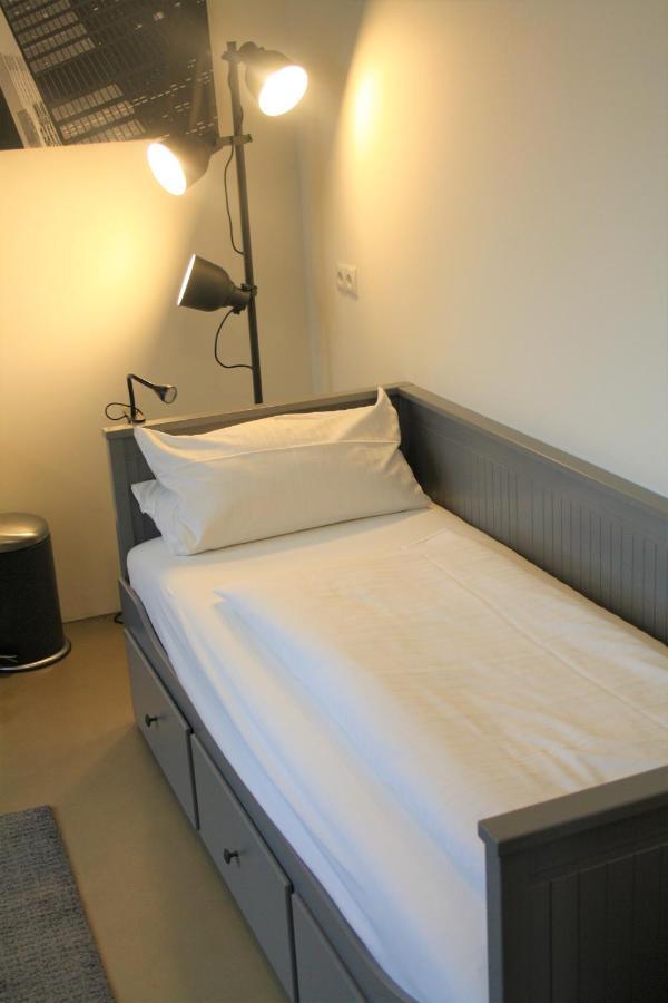 Apartment 3 / Ein - Zweipersonen Mannheim Extérieur photo